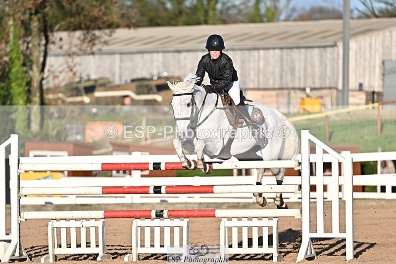 251119-142247-00542 - Cls 5 Foxhunter and 1.20m Open