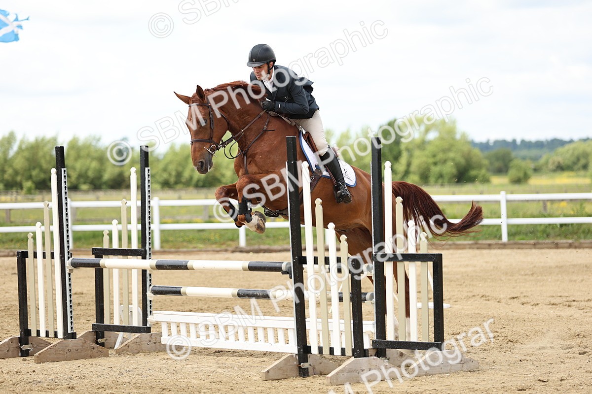 SBM_000760 - Class 3 - Senior Discovery - 1.00m