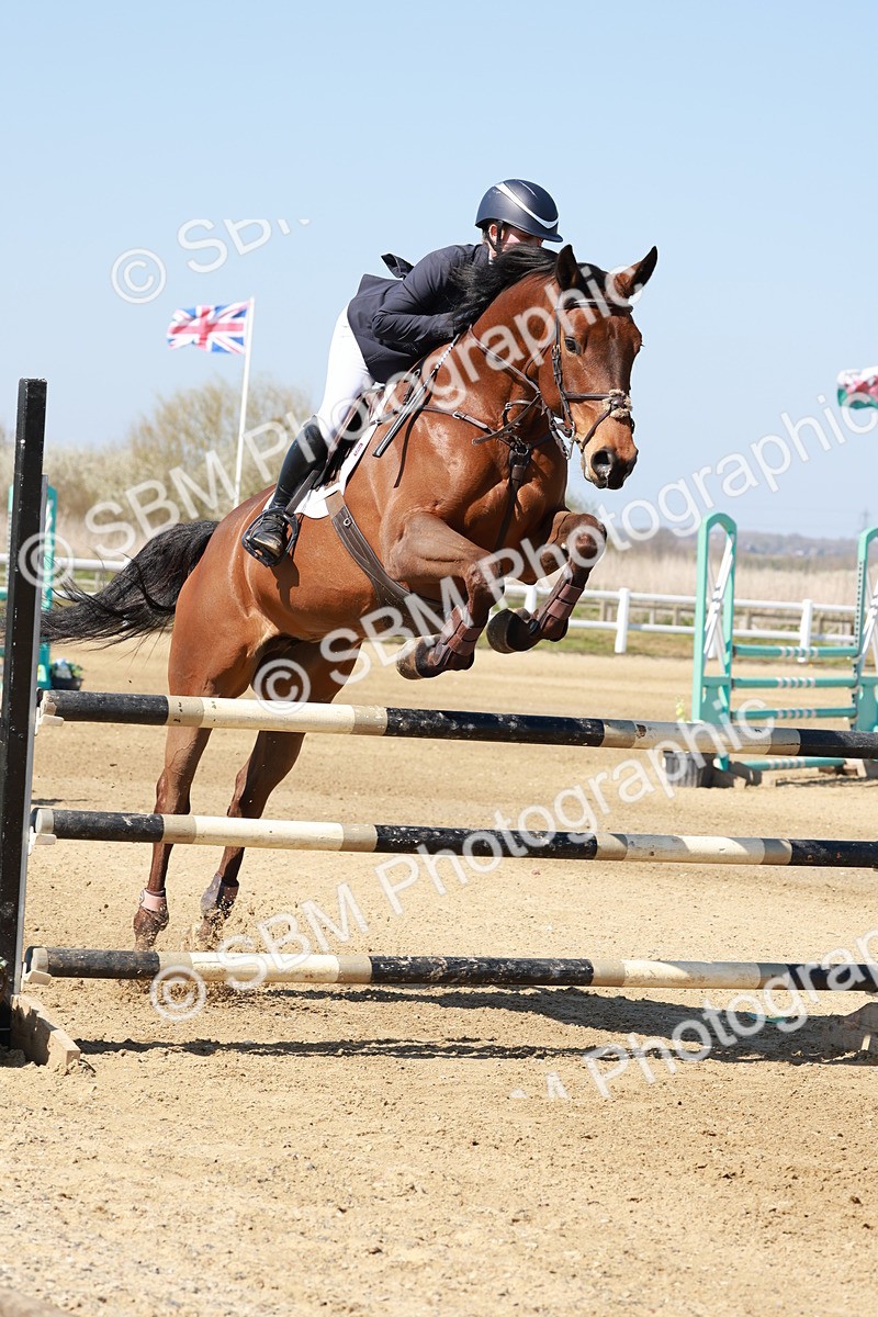 SBM_004170 - Class 17 - Senior Newcomers - 1.10m