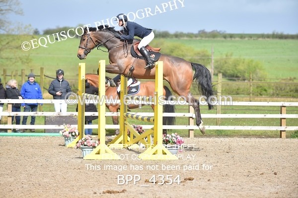 BPP_4354 - CLASS 10 RHS Foxhunter Championship Qualifier
