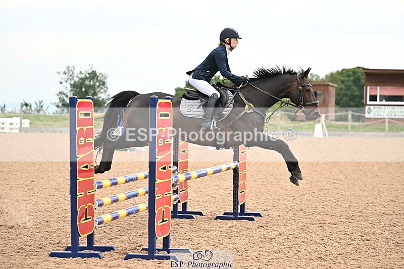 240828A-103457-00132 - Cls 1 Snr British Novice and 90cm Open