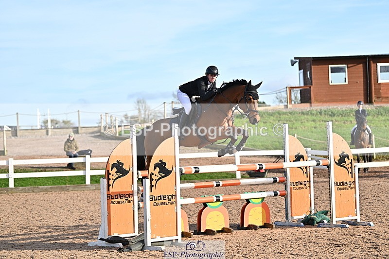 241113A-135830-00762 - Cls 05A&B Snr Fox & 1.20m Open