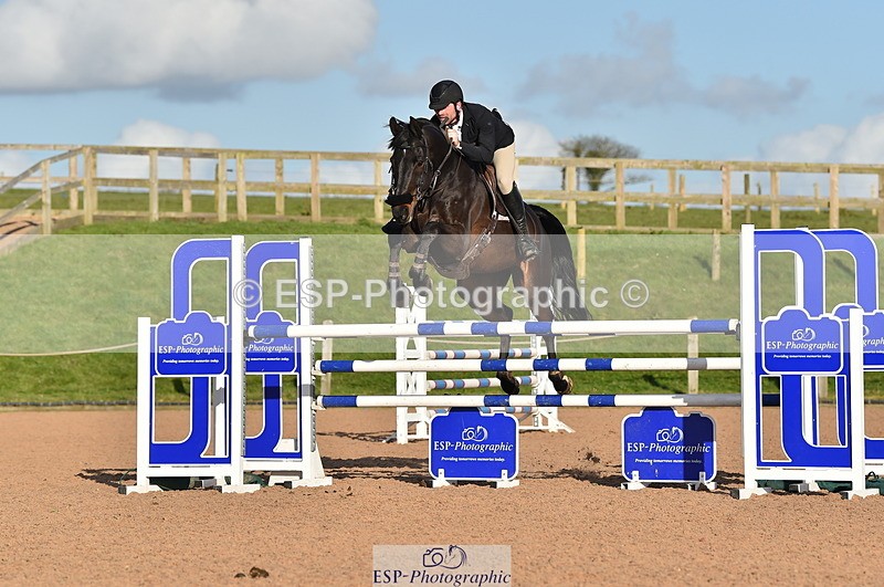 240306A-155654-01890 - Cls 5 Foxhunter and 1.20m Open