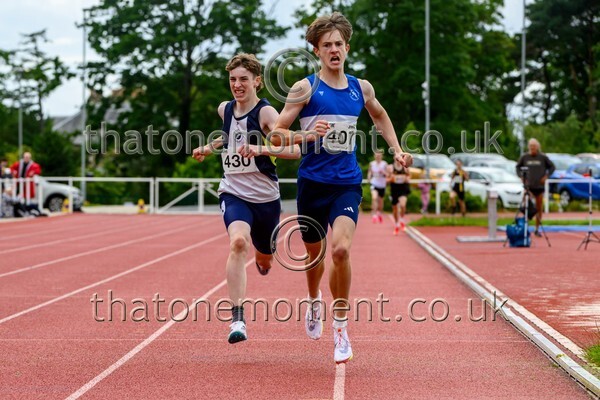 ComMast25-921545 - Track Male Set Two