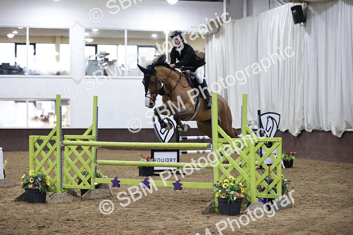 SBM_001096 - Class 4 - Senior Newcomers/ 1.10m Open