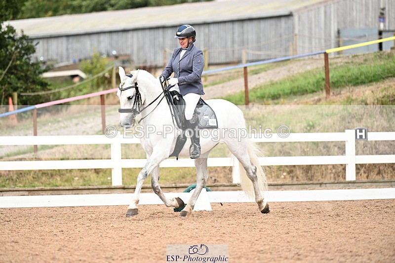 240815A-144849-02078 - 105-PAULA.LEE-Deseado.Santo