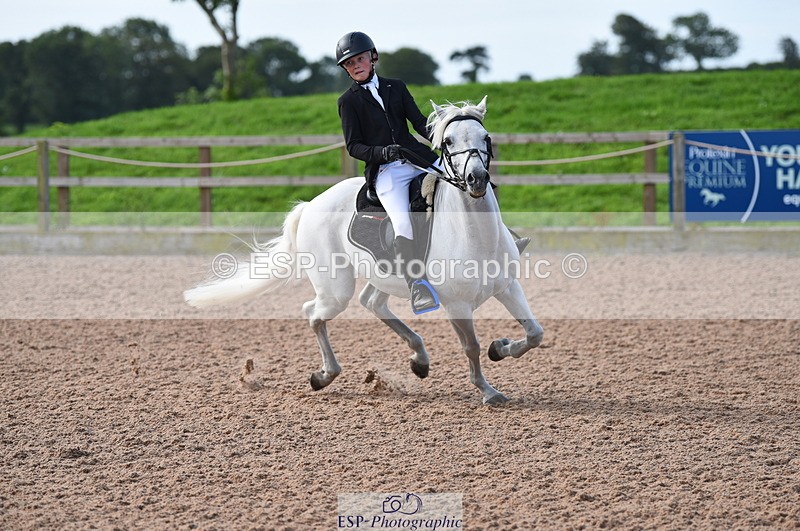 230716A-091344-01856 - Cls 32 Stepping Stones 128cm & 138cm