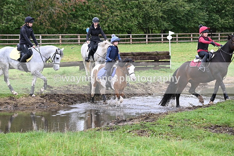 WJ6_6162 - Time at Photographer 12:41 to 13:05
