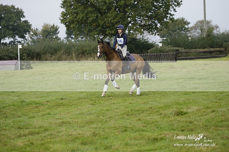  WWHT 171021 0984 - Open Novice (0.80m)  17/10/21