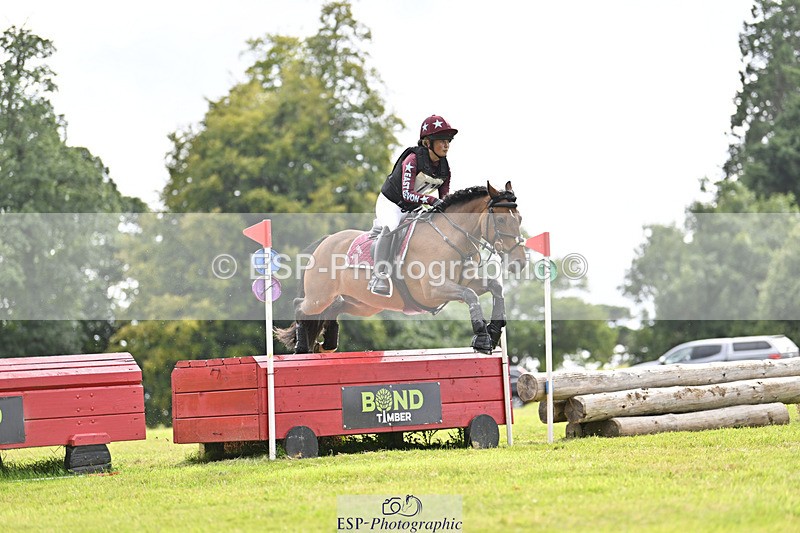 240825X-161021-36201 - 80cm XC 15.30 to 16.30