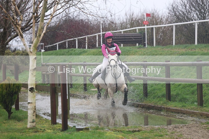 3E7A7450 - Class 2: 80cm Part 2