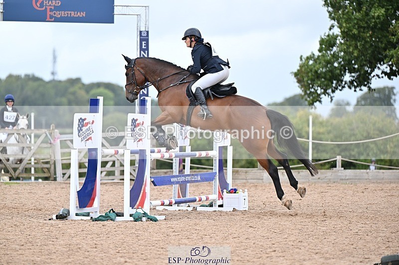 250831-120451-08081 - M-606-Caroline.Howie