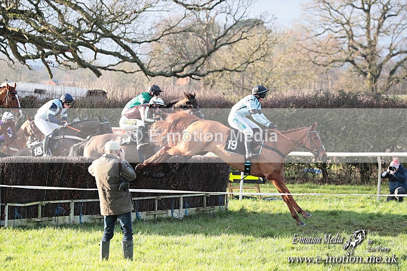 PtP 291224 818 - Harkaway Club PtP Chaddesley Corbett 29/12/24