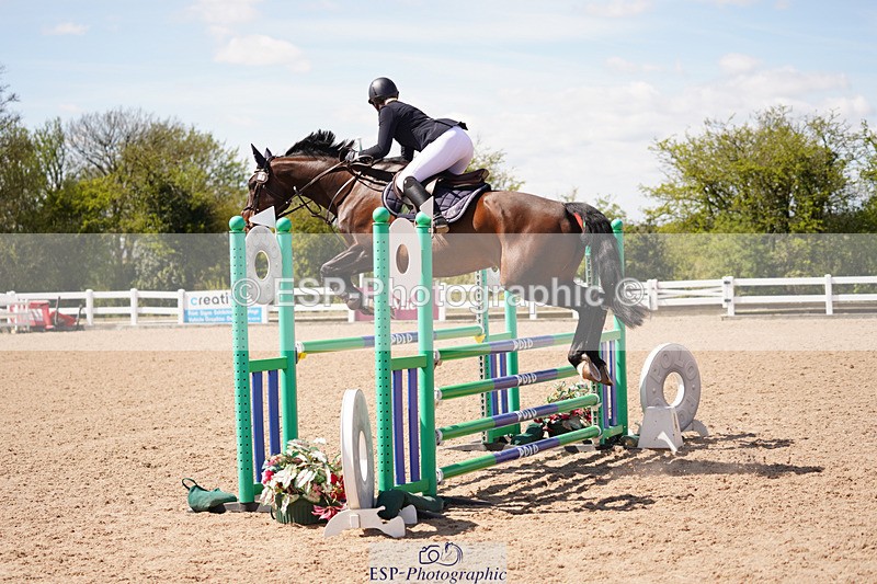 240418A-131752-03150 - Cls 37, Amateur 1.05m