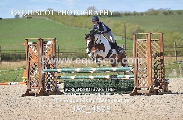 JAC_4895 - CLASS 13 SAT Senior BritiNovice/ 90cm Open
