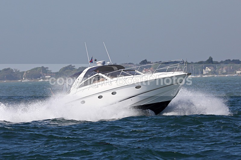 170526 REFLECTIONS -PRINCESS V40 1Y3A9350 - Motorboats - Open