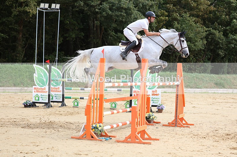 3E7A4630 - Class 9: Senior 1.30m open