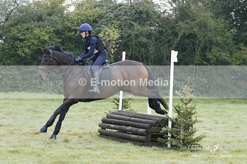 WWHT 171021 0262 - Novice Restricted (0.80m)  17/10/21