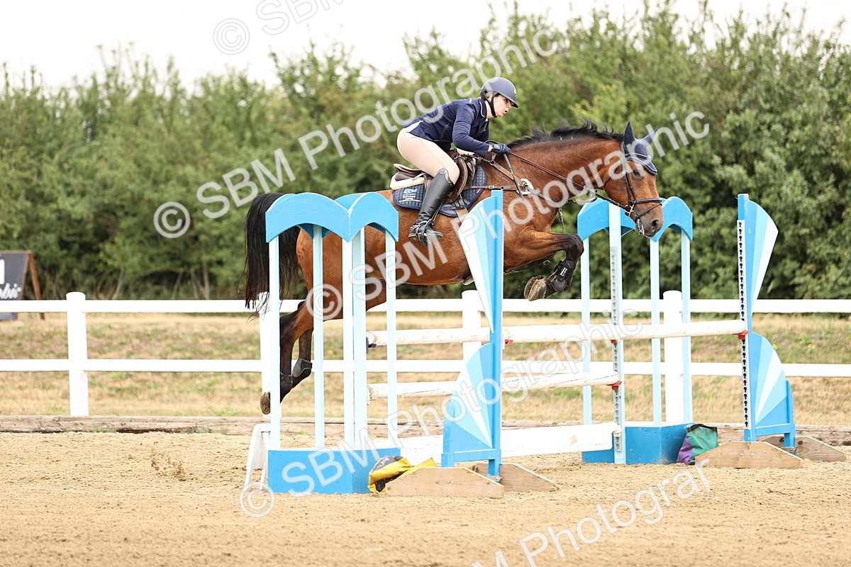 SBM_026354 - Class 12 - Amateur Championship Qualifier 1.05m