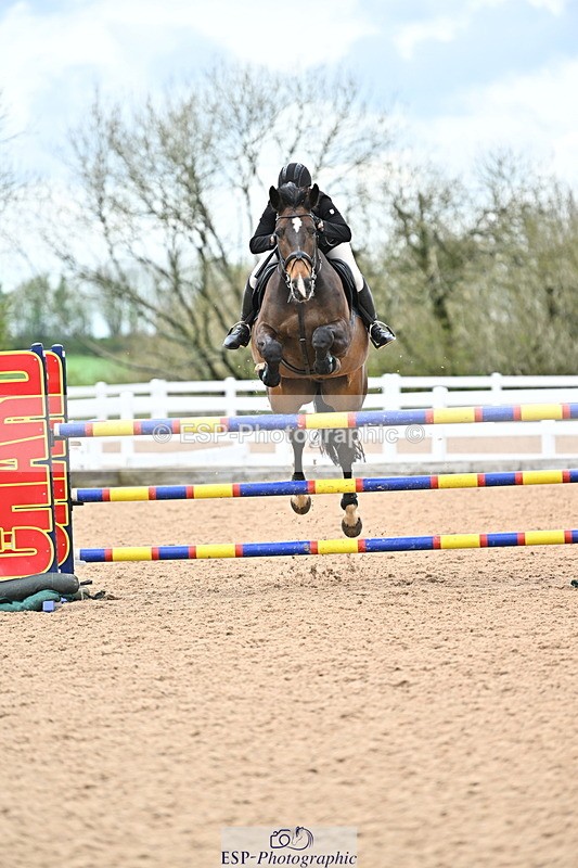 240501A-145107-01168 - Cls 8 Snr Foxhunter and 1.20m Open