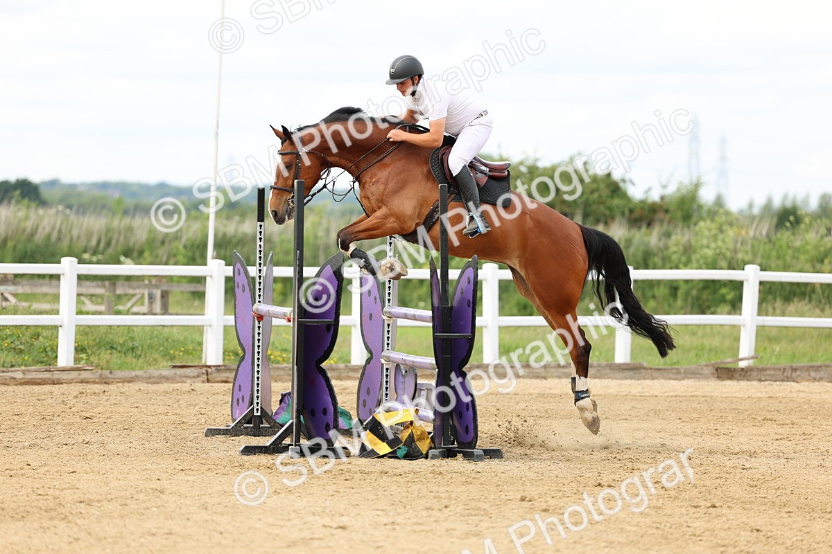 SBM_006202 - Class 19 - Senior Newcomers - 1.10m