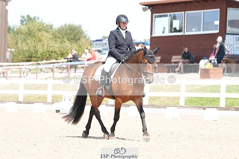 250817-140905-10903 - 049-Carolyn.GaleNewtown.Ringo