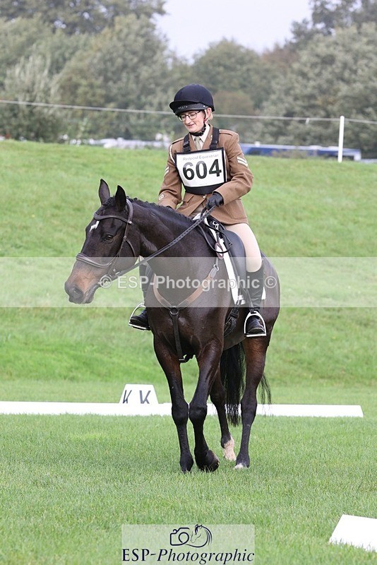 231019-103642-02375 - 604-FURZILEAS.HIDDEN.GEM-Lara.Hails-DR