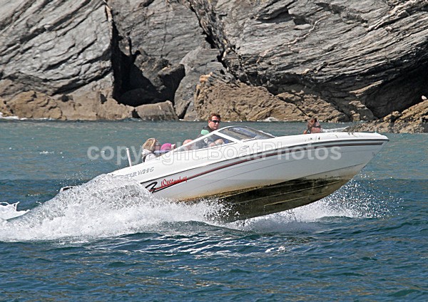 100725 WYETWOKAY FOUR WINNS IMG_5284 - Motorboats - Open