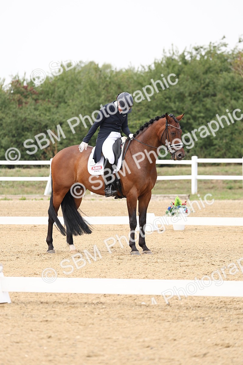 SBM_007488 - Class 9 - FEI INT I - 14.57-15.45