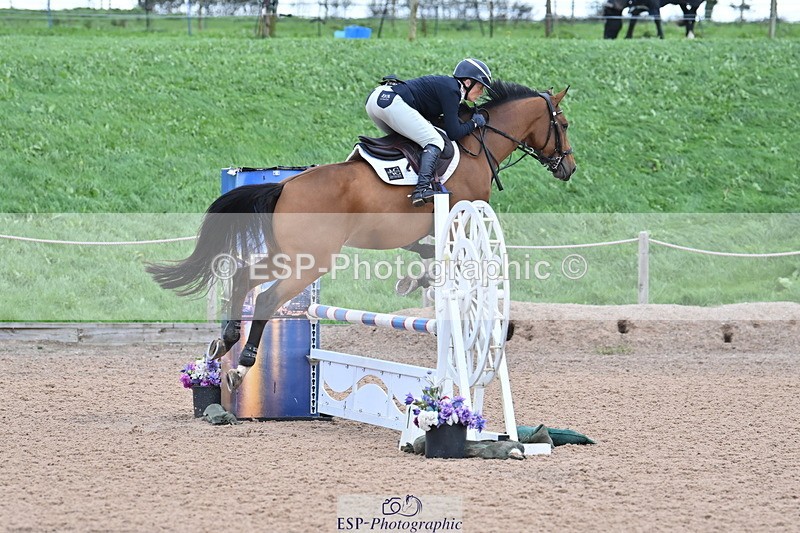 231013A-141141-02605 - Cls 9 Foxhunter & 1.20m Open