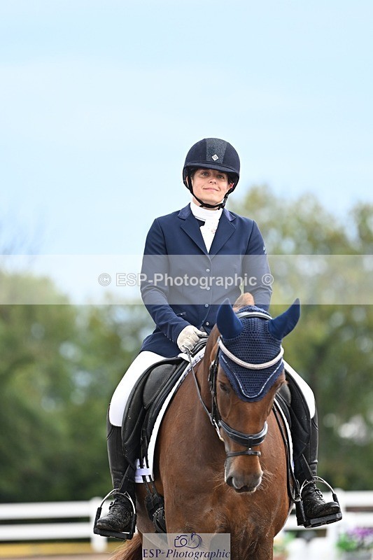 250907-105708-07057 - 017-Natalie.RosewarnePenpont.Fancy.That