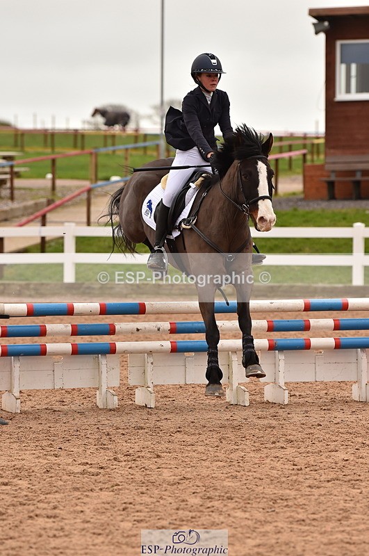 240210A-142120-01542 - Cls 12-14 Children on Horses