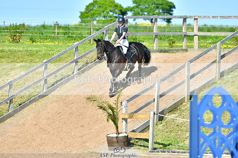 230527A-171211-05523 - Cls 20 Chard 1.10m Speed Derby