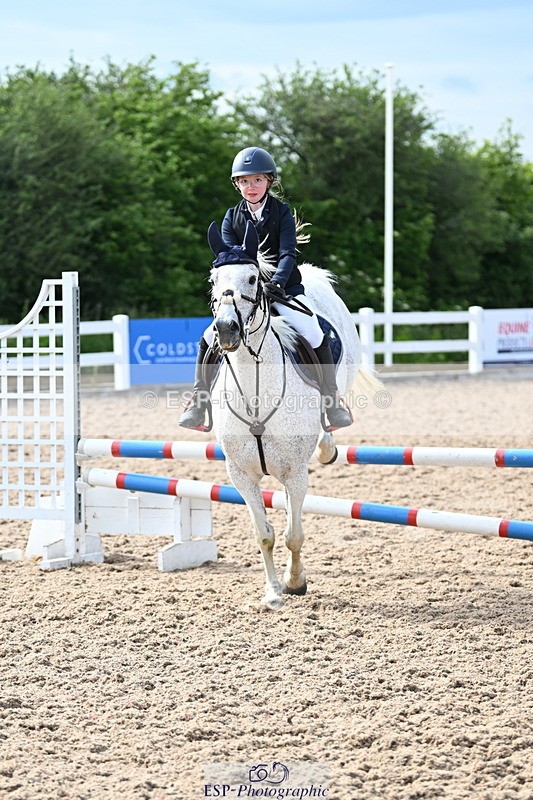 240611A-172531-00562 - 70cm