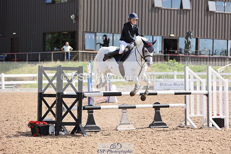 240629A-100529-03961 - Cls 17 Discovery and 90cm Open