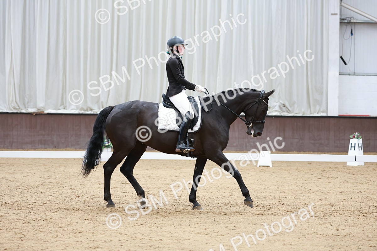 SBM_009226 - Class 6b - Novice 6 - 11.02-12.19