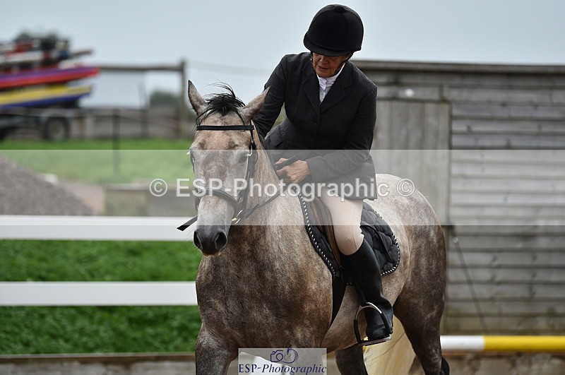 220829A-152718-00053 - Clear Round & 60cm  1a - 1b