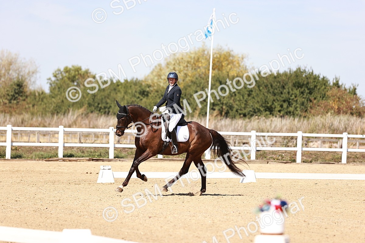 SBM_004934 - Class 12 - Novice 5 - 12.02-12.44