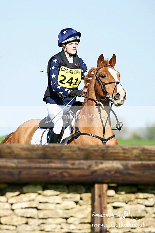 _LES8024a - Equestrian