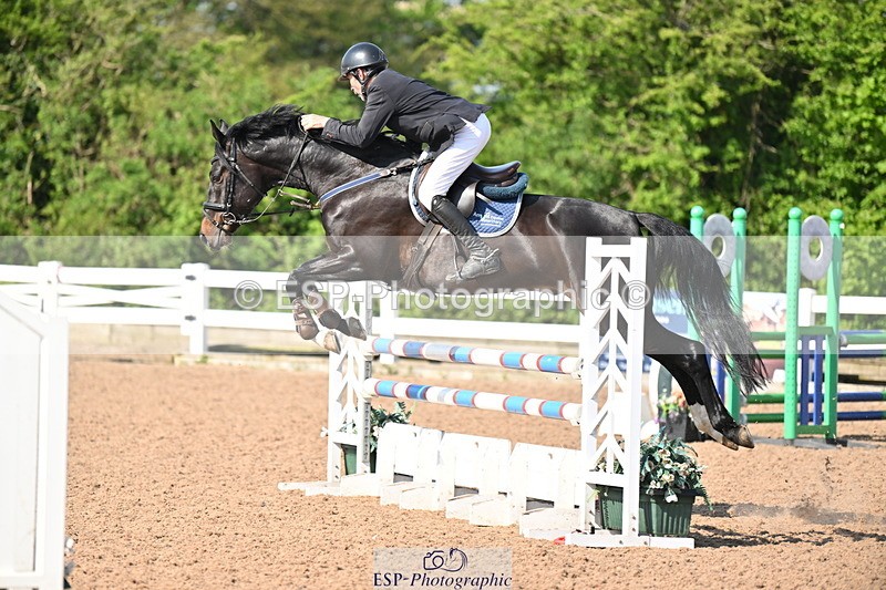 240509A-095320-00277 - Cls 1 British Novice and 90cm Open