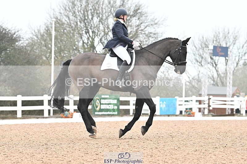 240217A-112828-01346 - 227-Jo.Roberts-Majestic.C