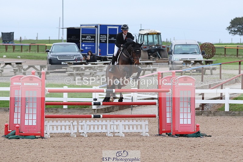 241101A-152737-02976 - FRI Cls 7 Blue Chip Grade B&C Jump Off