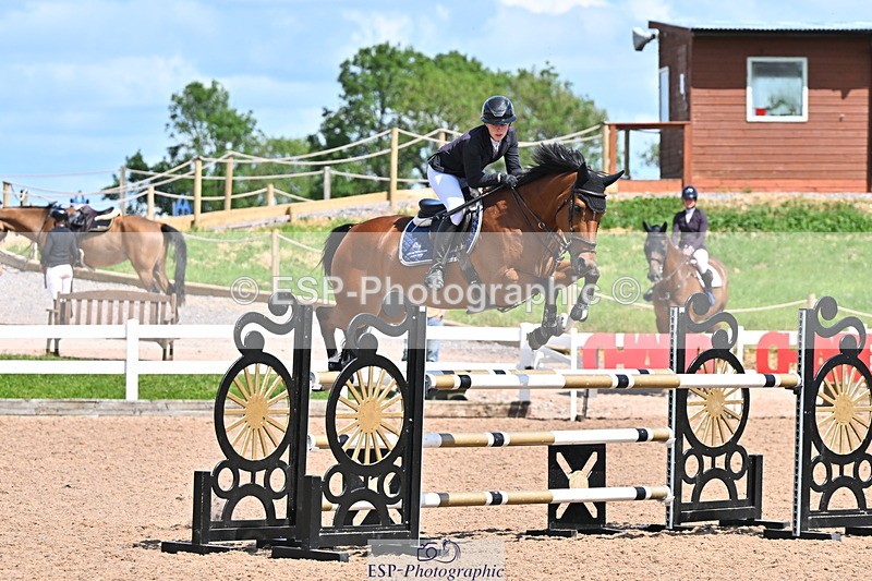 240619A-152821-00819 - Cls 5 Snr Foxhunter and 1.20m Open