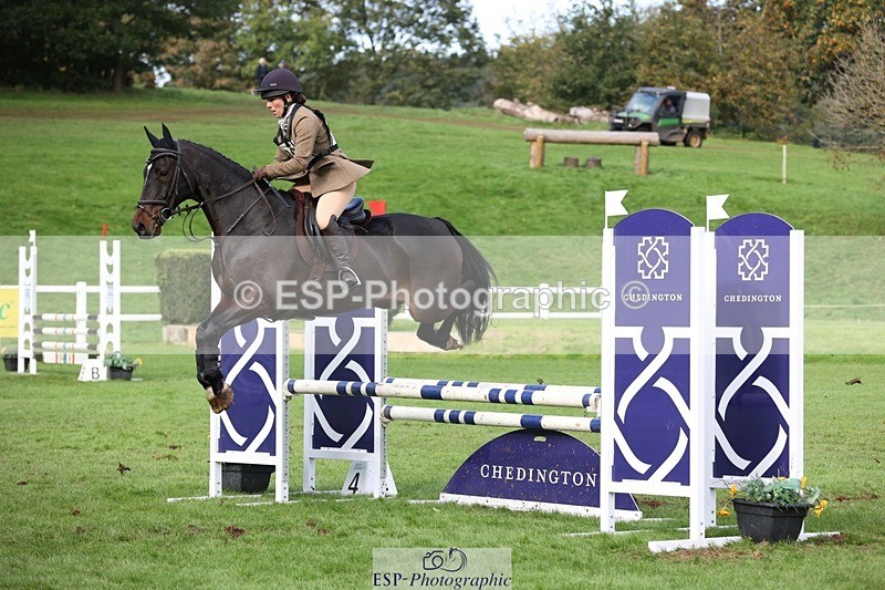 231022-135211-27930 - 430-HUNTSMAN.COM-Rachael.Watson-TrotUp+SJ