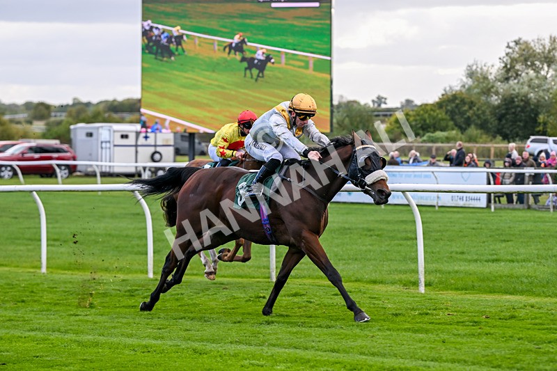 171026-Race 3-Hengest-5297 - Race 3 2.10pm Download The Raceday Ready App Handicap