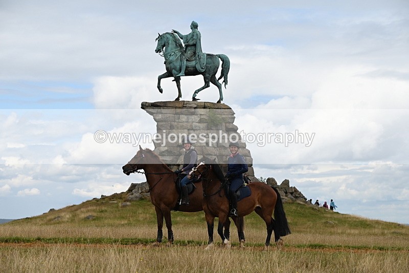 DSC_9261 - Time at Statue 14:33 to 15:10