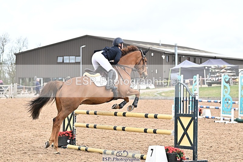 250414-111956-00452 - 90cm Round 1