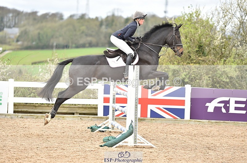 240403A-135030-00631 - Cls 4 Newcomers and 1.10m Open