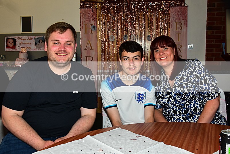 COU-018 - Courtney's 21st