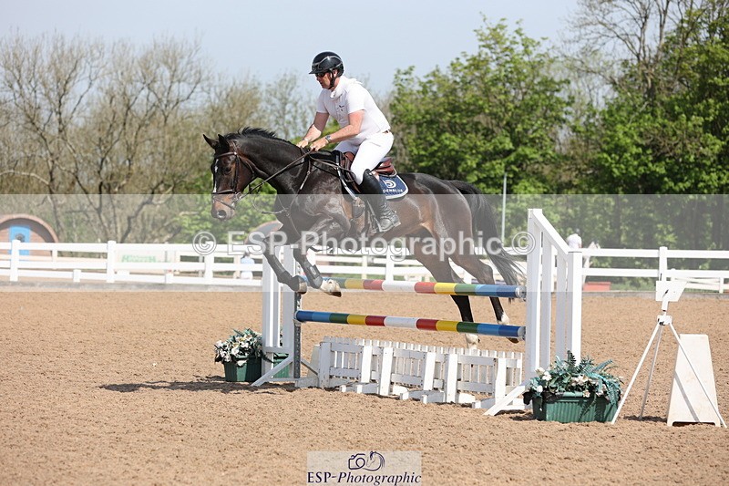 240510A-110423-06032 - Cls 14 Discovery and 1m Open